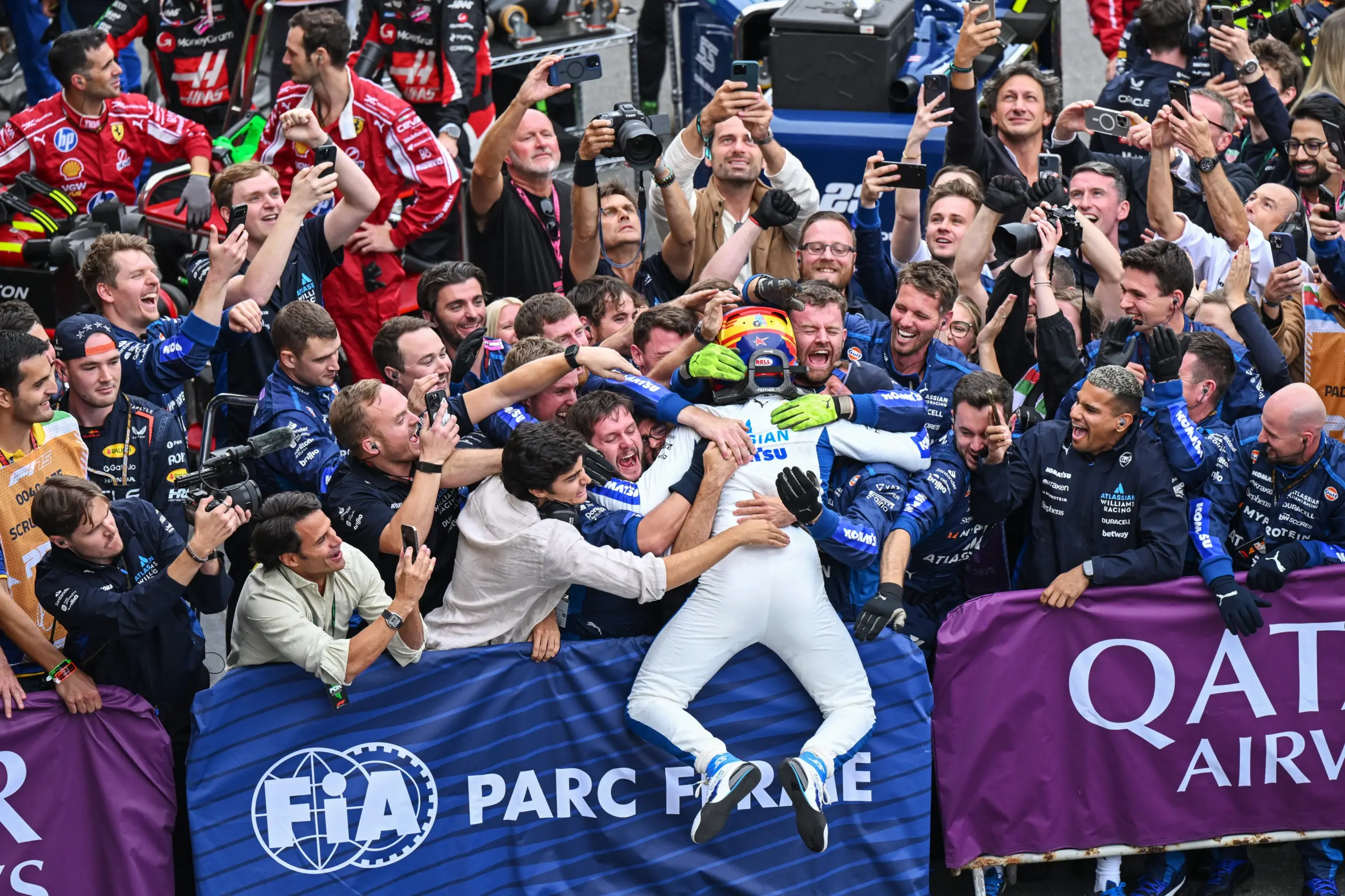 Egyetlen dobogó kellett, máris téma, hogy Sainz leléphet egy nagycsapathoz a Williamstől