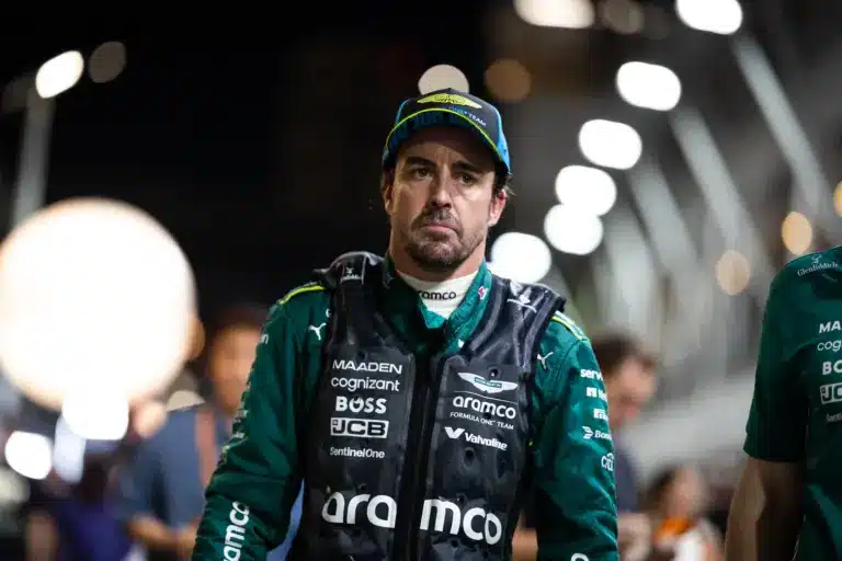 Fernando Alonso, Aston Martin