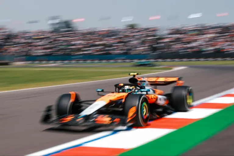 A pályakórházban kötött ki a McLaren pilótája a szabadedzés után