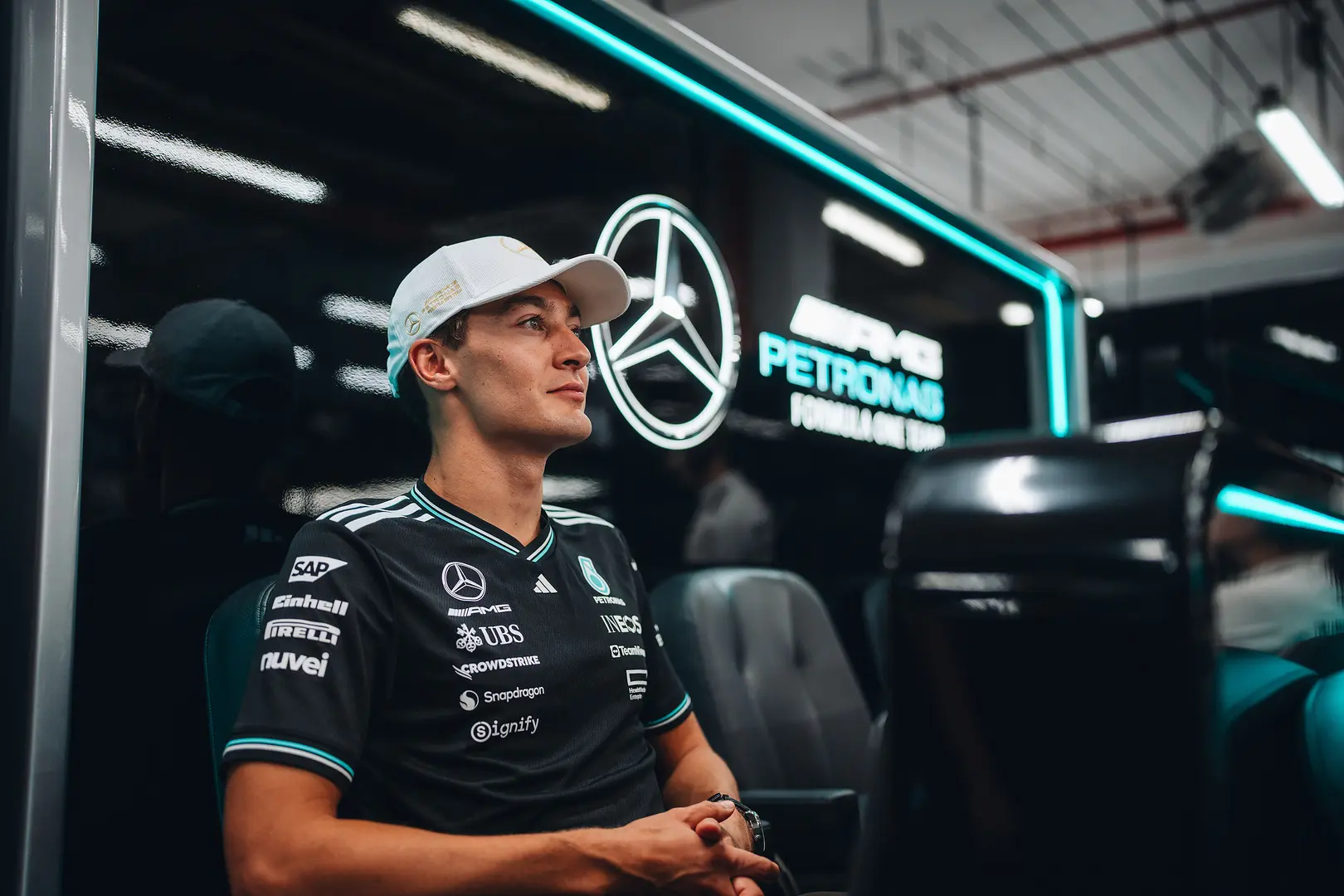 Mi állhat a Mercedes pilótabejelentésekkel kapcsolatos titkolózása mögött?