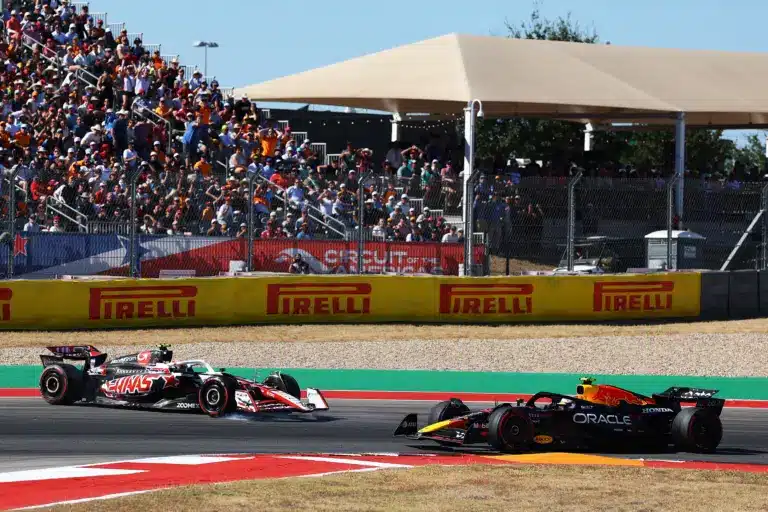 A rosszat már eltanulta Verstappentől Tsunoda, ki is akadt rá egy ellenfél