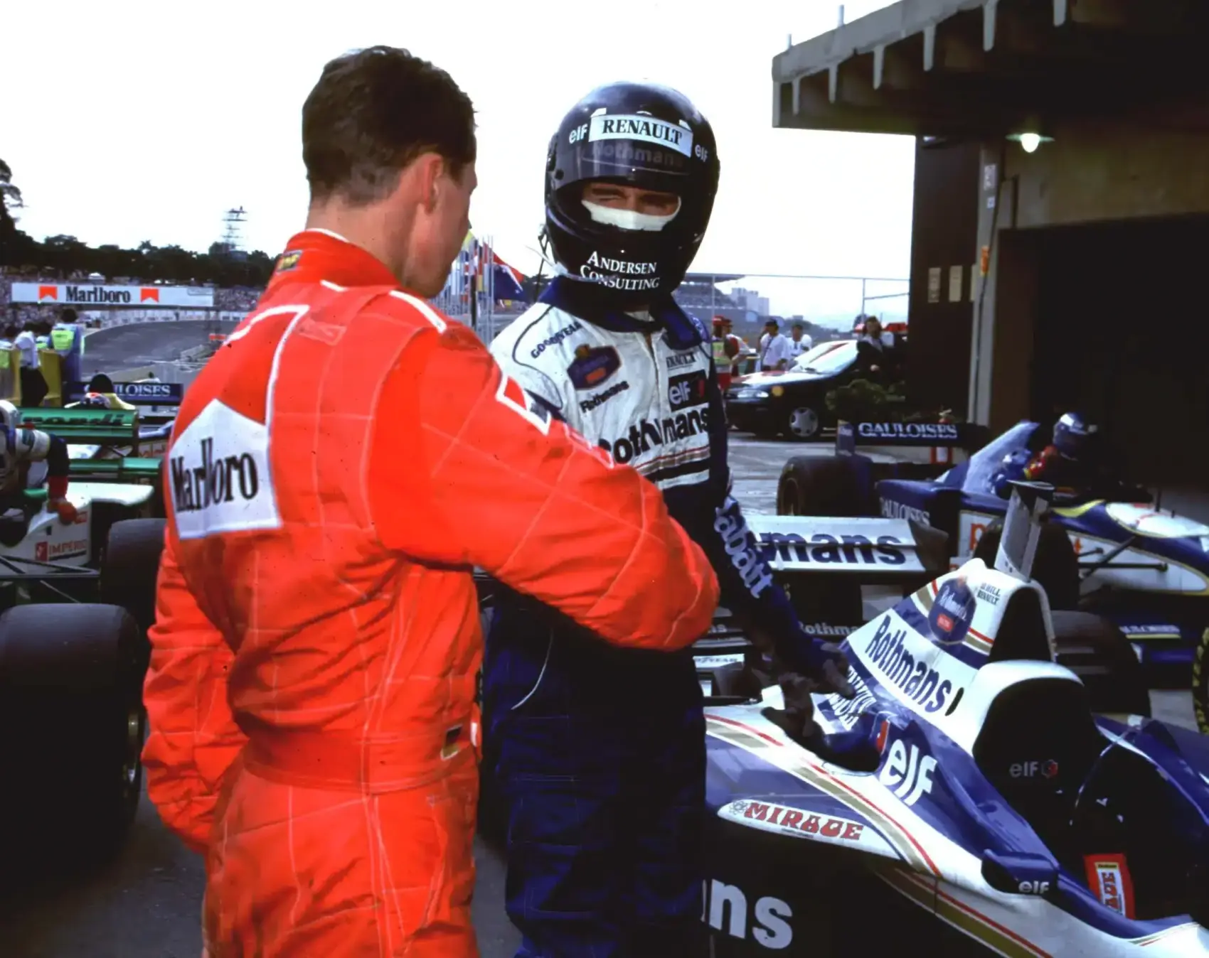 Ádáz ellenfélből másodhegedűs – ezért utasította vissza a Ferrari ajánlatát a világbajnok