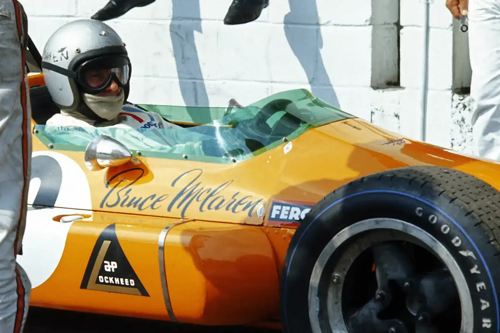 ESZEDBE SE JUSSON HASZNÁLNI