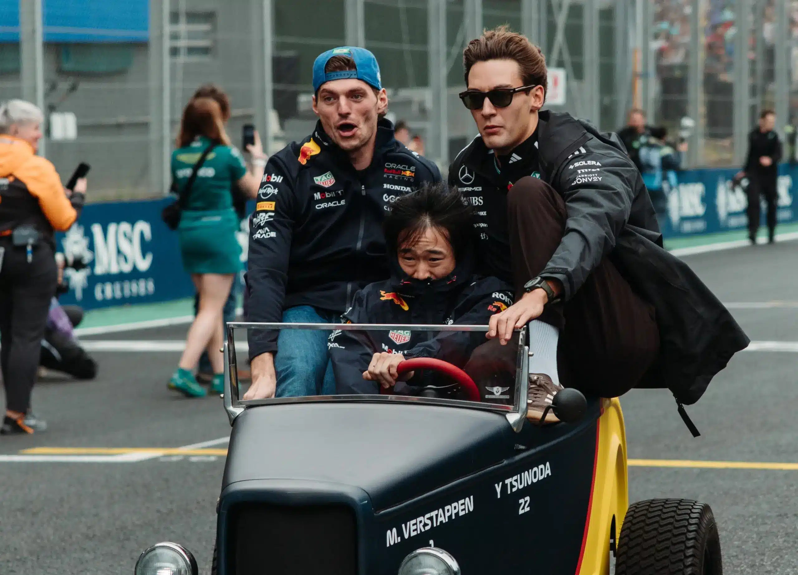 Ez a LEGO-autók után a második legjobb dolog, ami a pilótaparádékkal történhetett