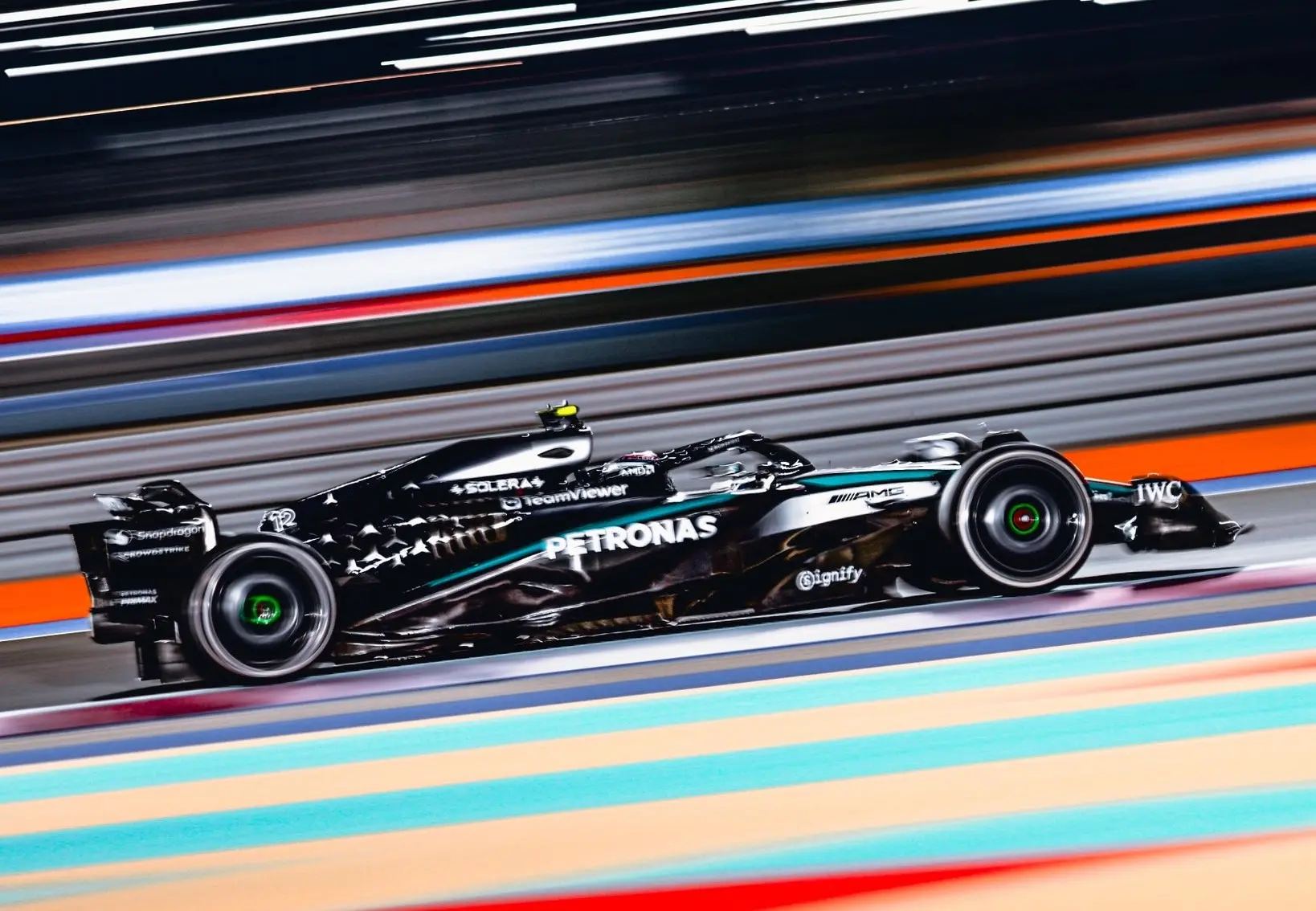 Antonelli felfedte, hogyan ment el mellette Norris, miközben újabb gyanúsítást kapott a Red Bulltól