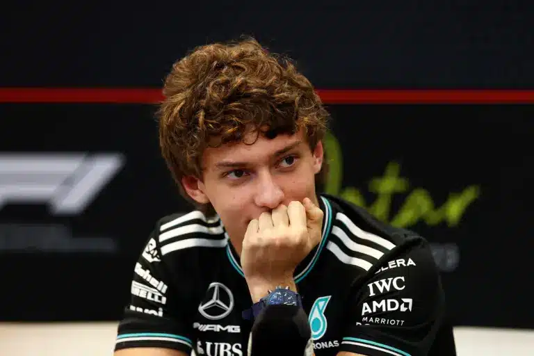 „Bwoah” – Kimi Antonelli már örökre Kimi Räikkönen marad?