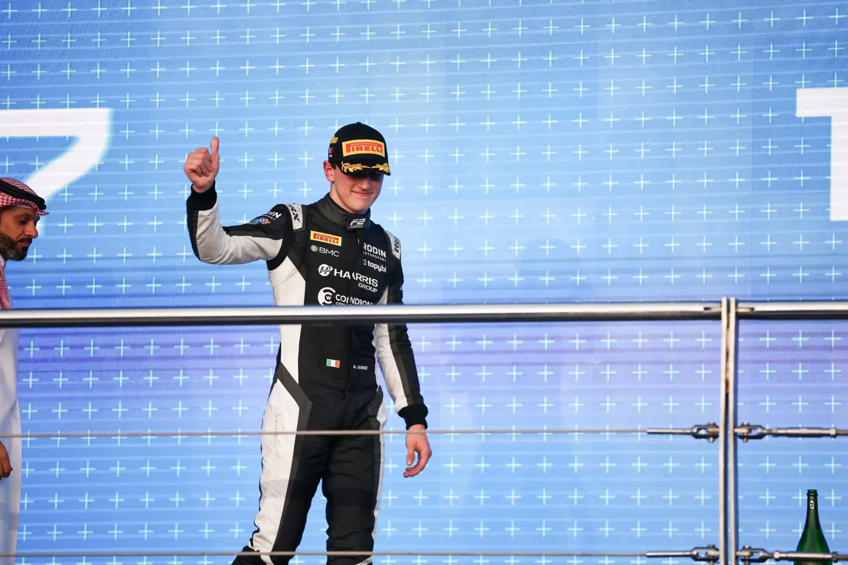 Újabb, a Red Bullnak nem kellő fiatal pilóta landolhat az Alpine-nál