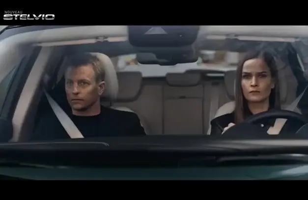 Minttu Räikkönen óta nem volt ilyen bevállalós egy F1-es pilóta párja