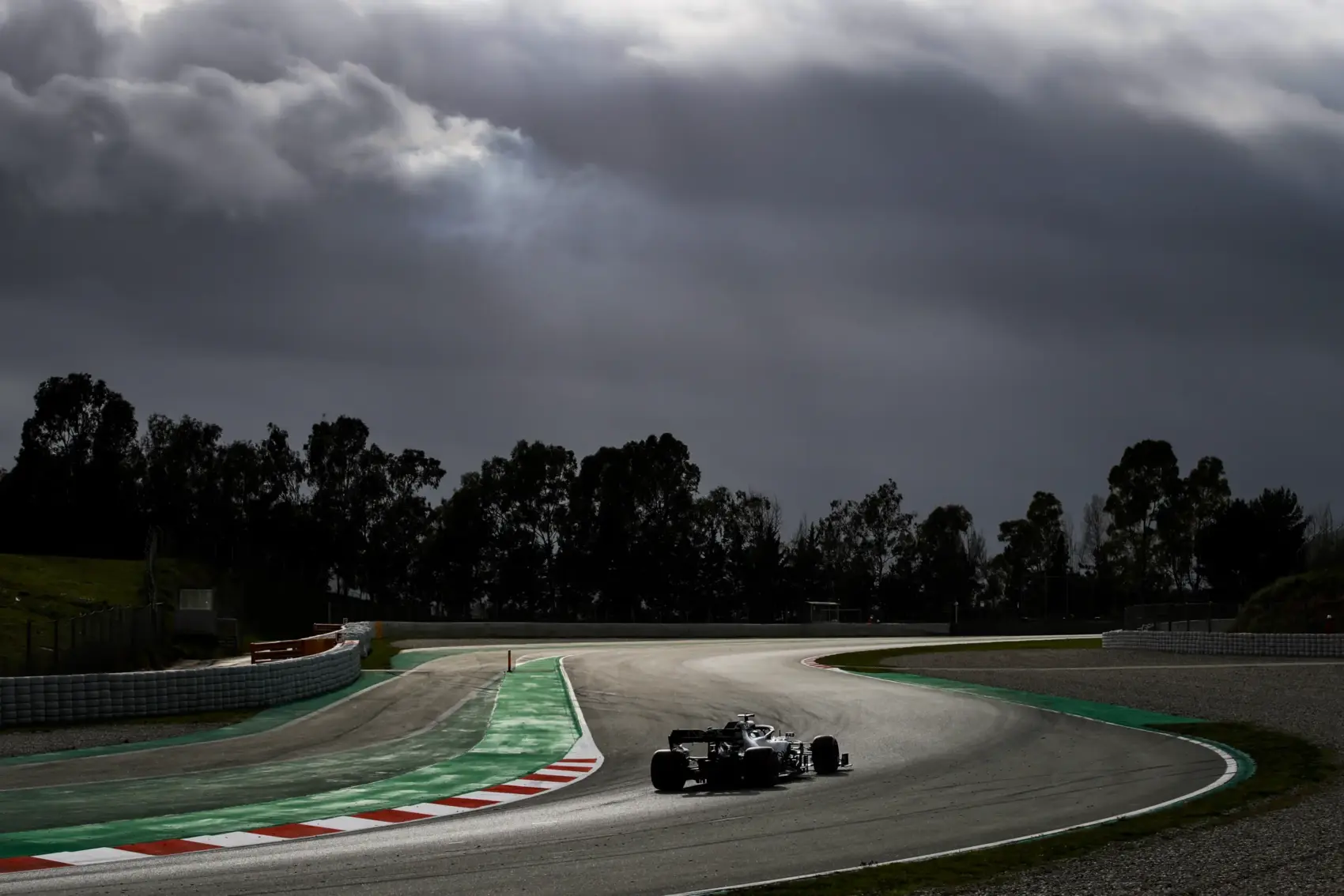 Hivatalos: az egyik F1-es csapat nem lesz ott a barcelonai teszten