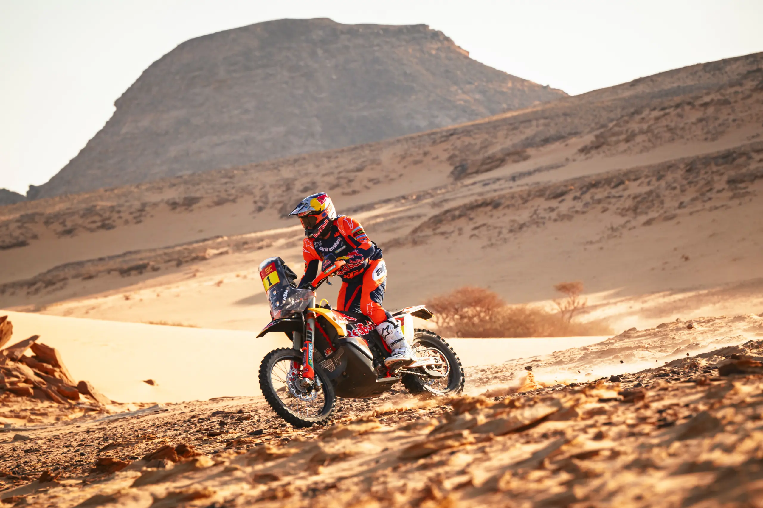 Sanders ismét az élen, az eddigi legnagyobb előnyével vezet a Dakar 9. szakasza után