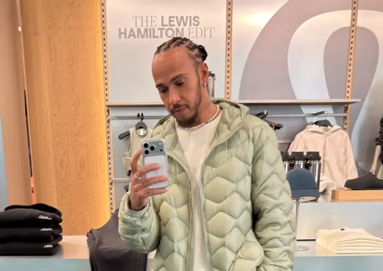 Ha világsztár vagy, nem igazán működik a csel, amivel Hamilton itt próbálkozik