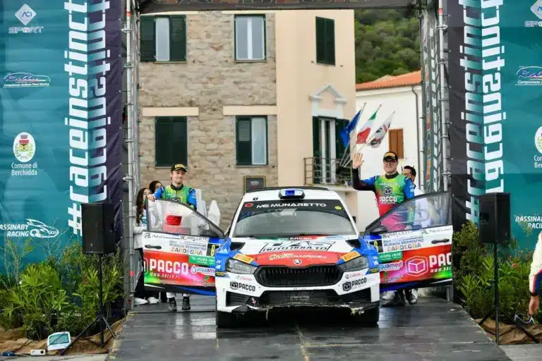 Benjamin Korhola három bajnokságban, köztük az Eb-n is indul