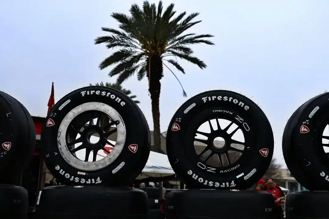 IndyCar, Firestone, gumi