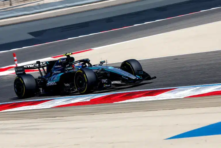 Íme az első adat, mekkora előnyt adhat az új F1-es varázsgomb