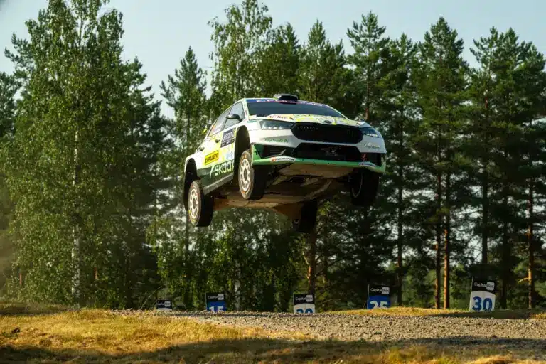 Emil Lindholm új navigátorral versenyez a WRC2-ben idén