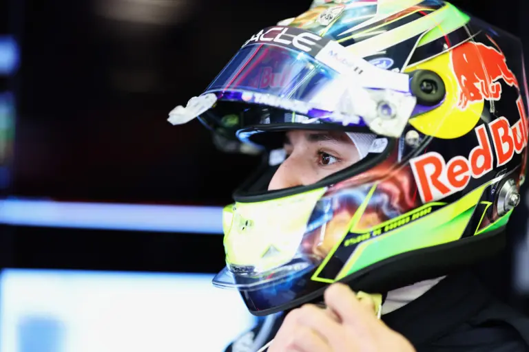 A Red Bull új pilótája ironikus: „Rájöttem, hogy végem van a szezonra”