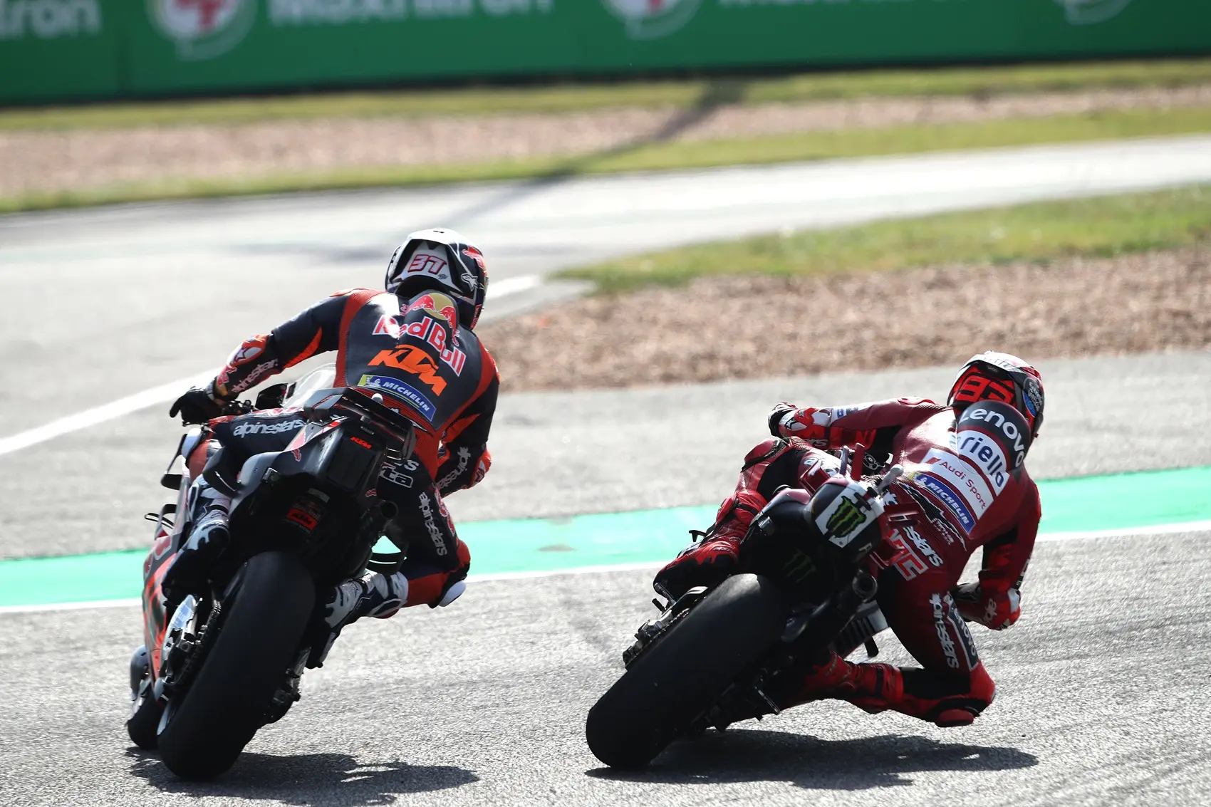Marc Márquez az időzítés miatt kritizálta a büntetését, Acosta szerint is jó volt az előzés