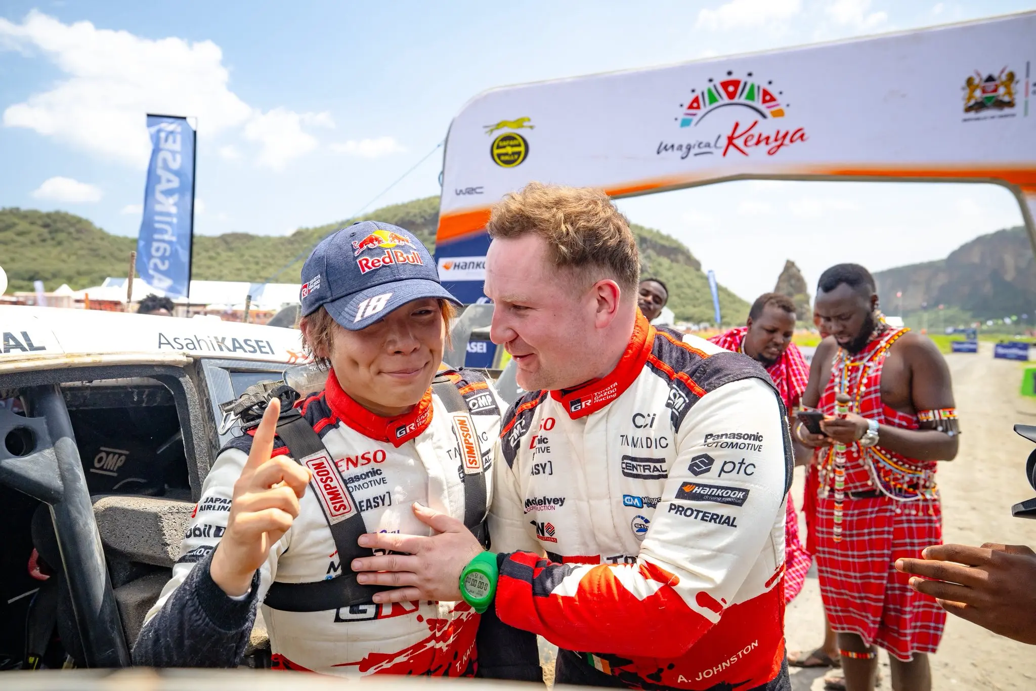 Akio Toyoda megköszönte Takamoto Katsuta ajándékát