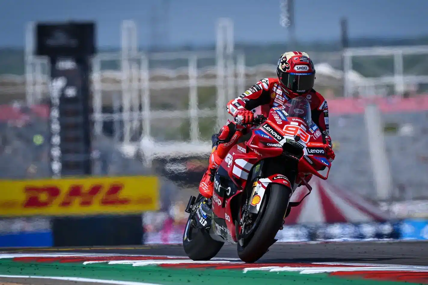 Eleinte bukáscunamit, majd Marc Márquez elsőségét hozta az austini edzés