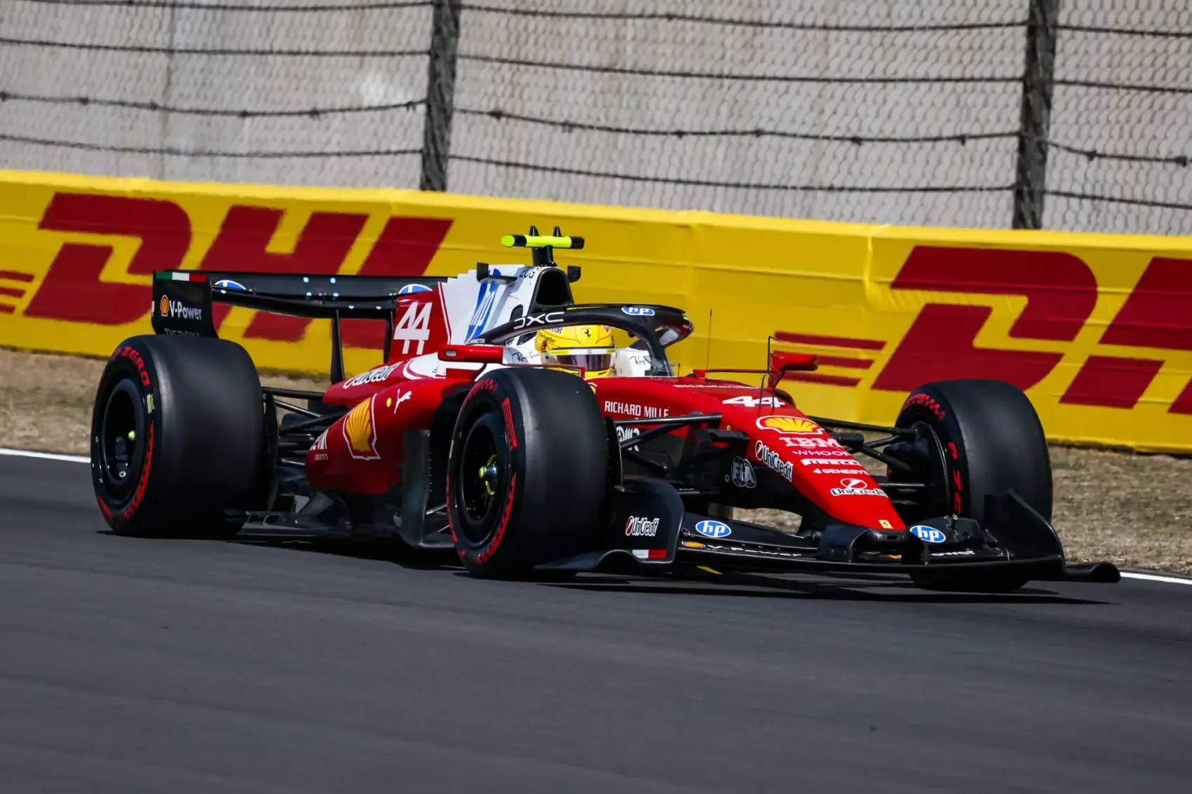 Hamilton nem tudja, miért kellett egyáltalán Kínába vigye a trükkös szárnyát a Ferrari