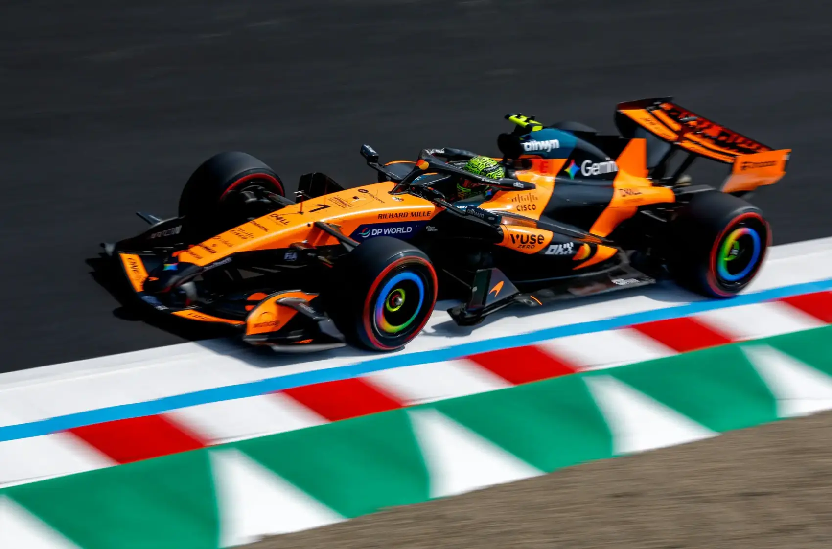 Nem akarok előzni, de nem tudok nem előzni – groteszk példa arra, mi (is) a baj a jelenlegi F1-gyel