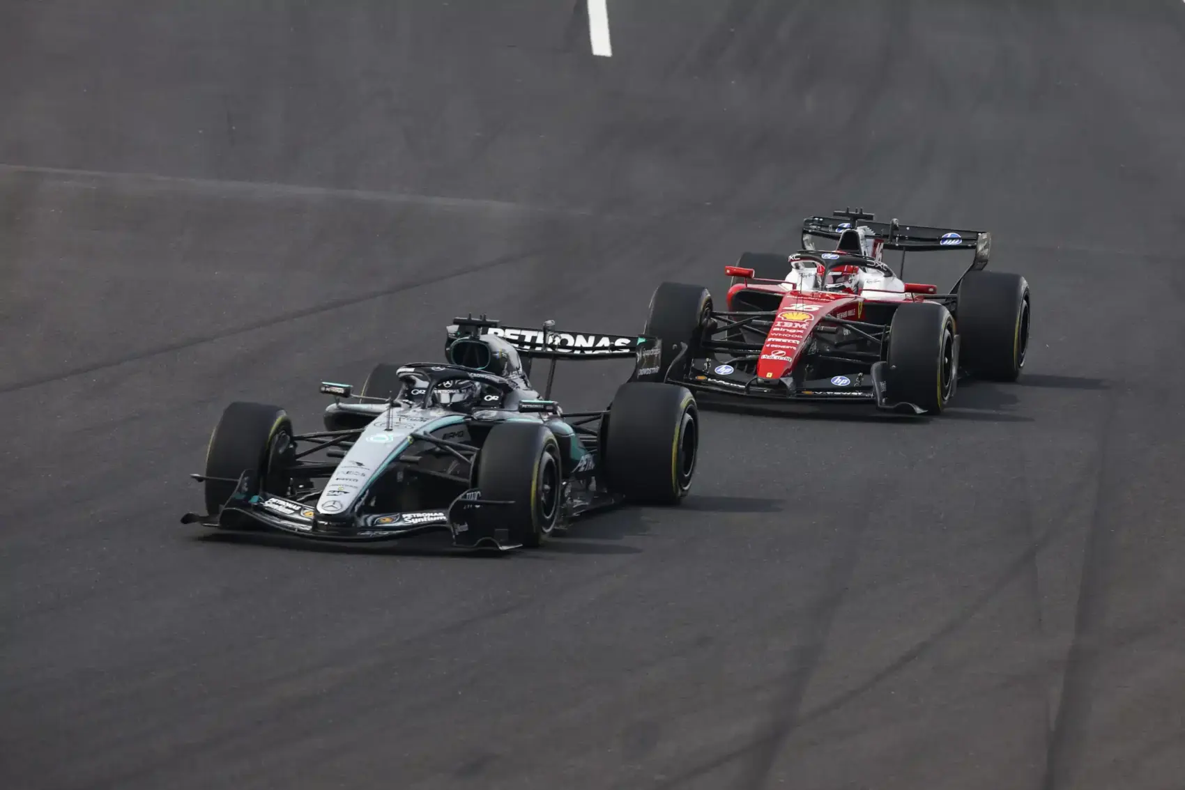 Ez nem jött be, síri csend fogadta a Mercedes csapatfőnökének kérdését