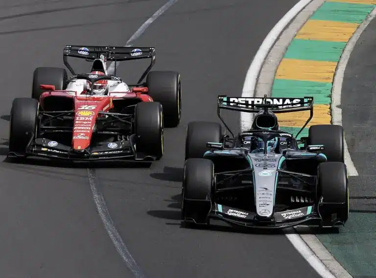 Russell nyerte az F1-es szezonnyitót: a Mercedes mindent vitt, csak a Ferrari került a közelükbe