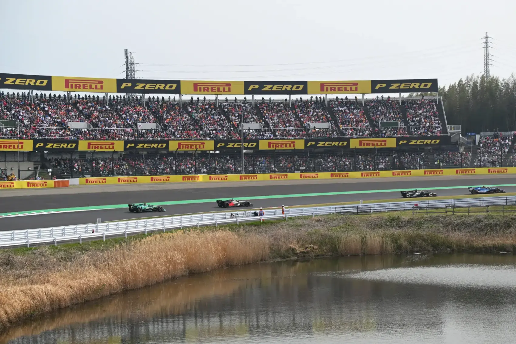 Kiket kell kiszolgálniuk az F1 szabályainak? – Vettel és egy másik legenda eltérő véleményen vannak