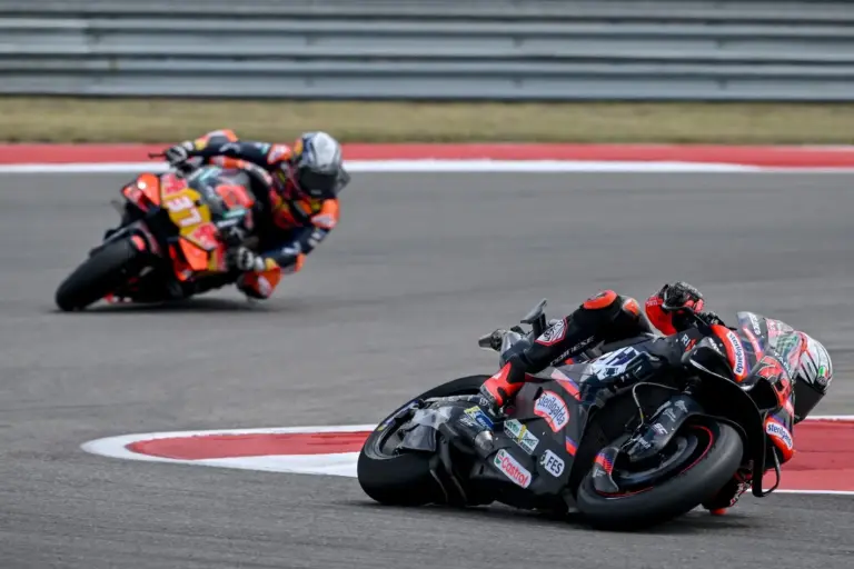 MotoGP, Marco Bezzecchi, Aprilia, Pedro Acosta, KTM, USA Nagydíj 2026, vasárnap