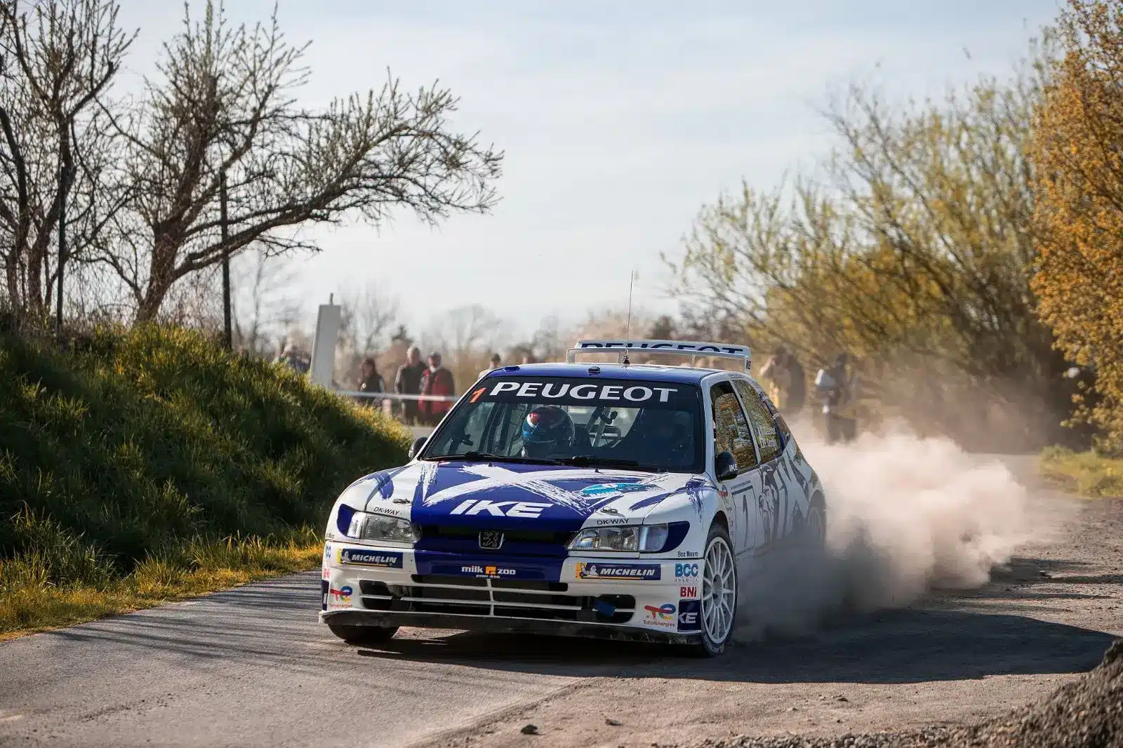 Időutazás: Francois Delecour újra Peugeot 306 Maxival száguldott