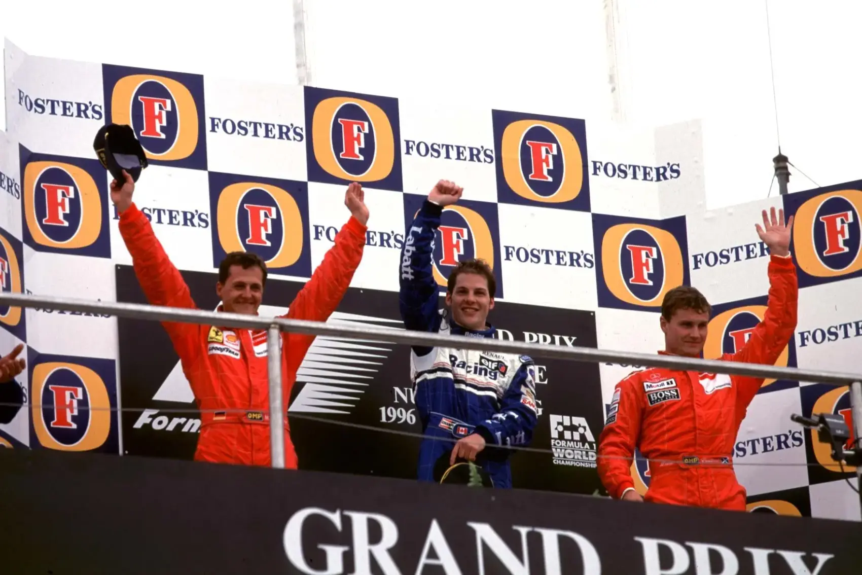 Schumacher szorításában aratta 30 éve első F1-es futamgyőzelmét Villeneuve