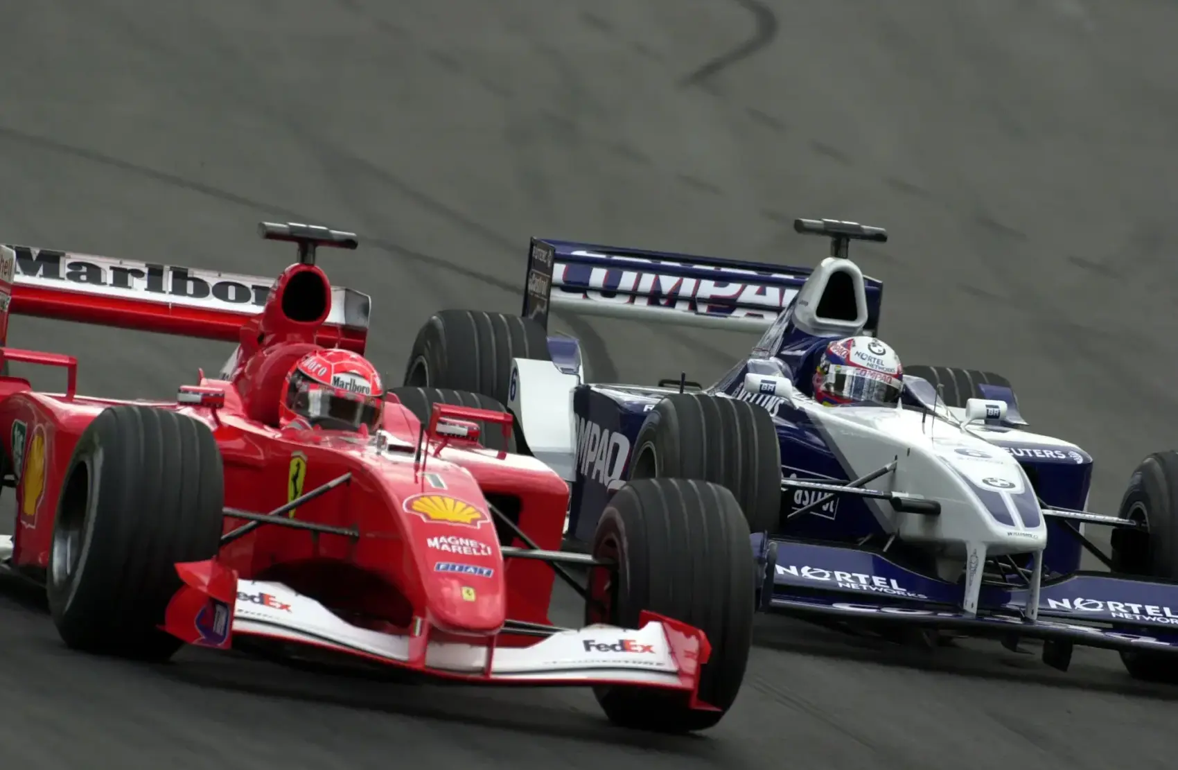 Montoya nagyot vívott Schumacherrel, majd Verstappen összetörte az álmait (videó)