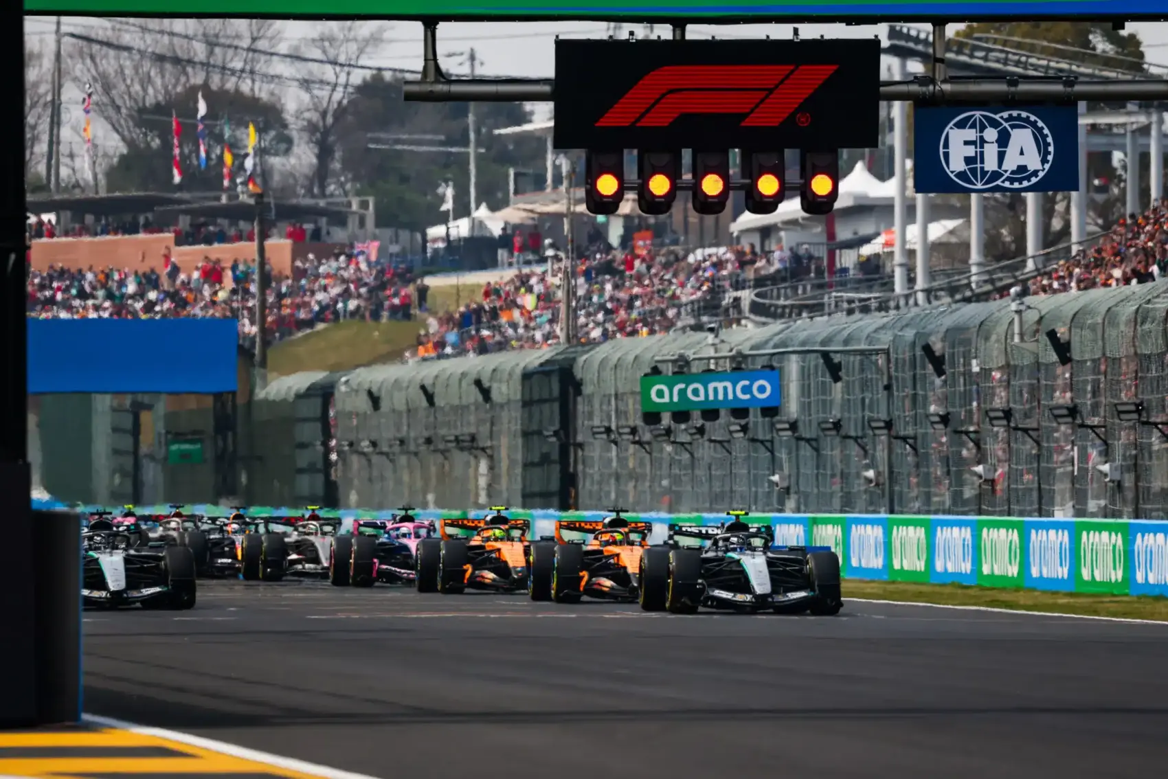 Vasszigorral csapnak le az új szabállyal trükközni próbáló F1-es csapatokra