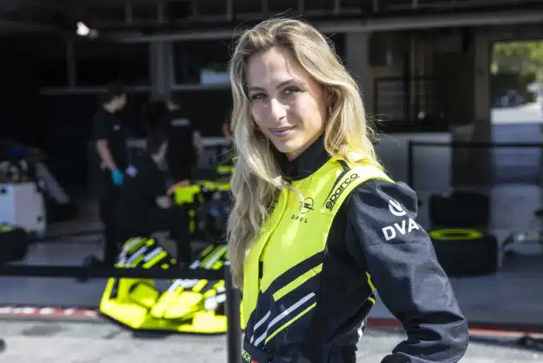 FE, Opel, Sophia Flörsch