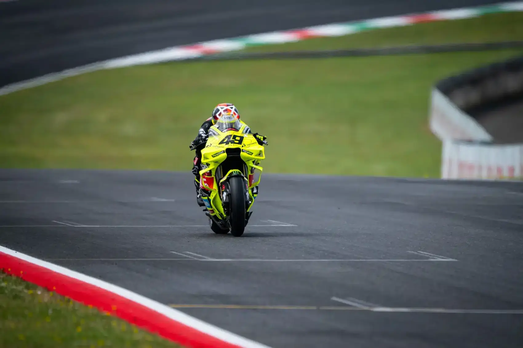 Ismét Di Giannantonio az élen, a Ducati eddig nagyon veri az Apriliát a MotoGP mugellói hétvégéjén