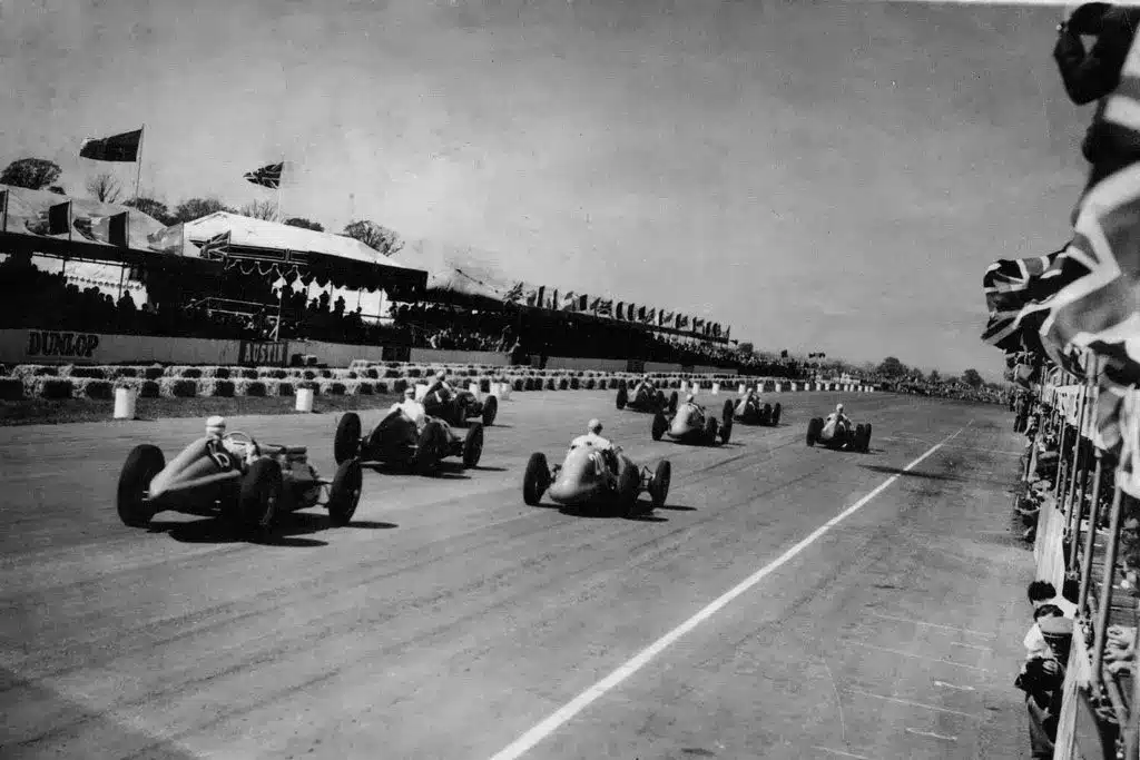 Máig egyedülálló eseményt hozott az F1 első, a Ferrari nélkül szombaton megrendezett vb-futama