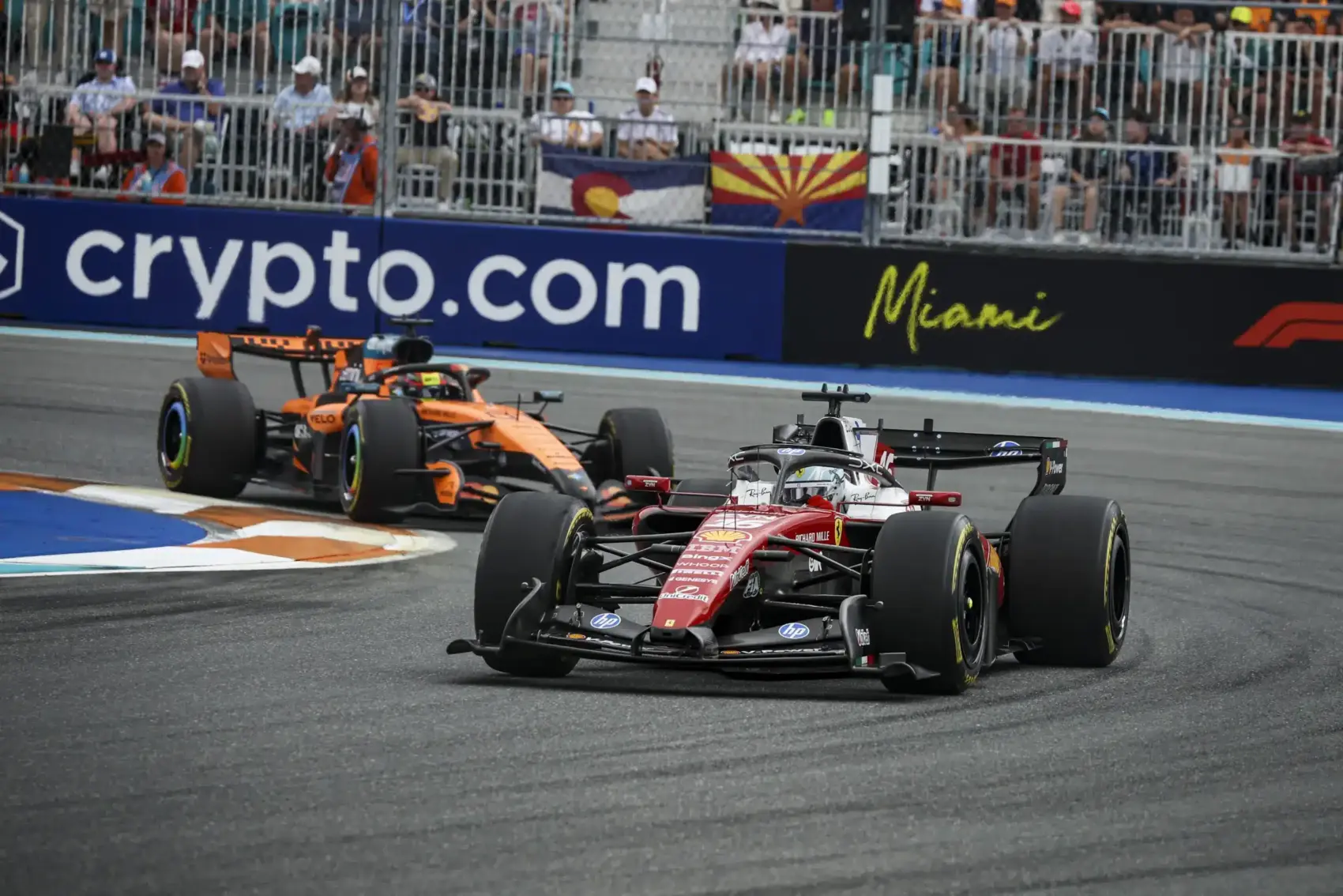 Hivatalos: Leclerc komoly büntetést kapott a Miami Nagydíj után