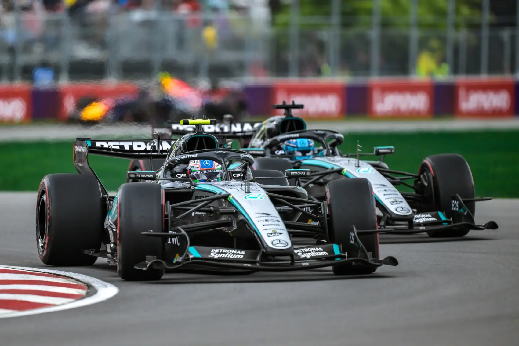 Russell kiesett, Antonelli nyert Kanadában – Hamilton eddigi legjobb ferraris eredményét érte el