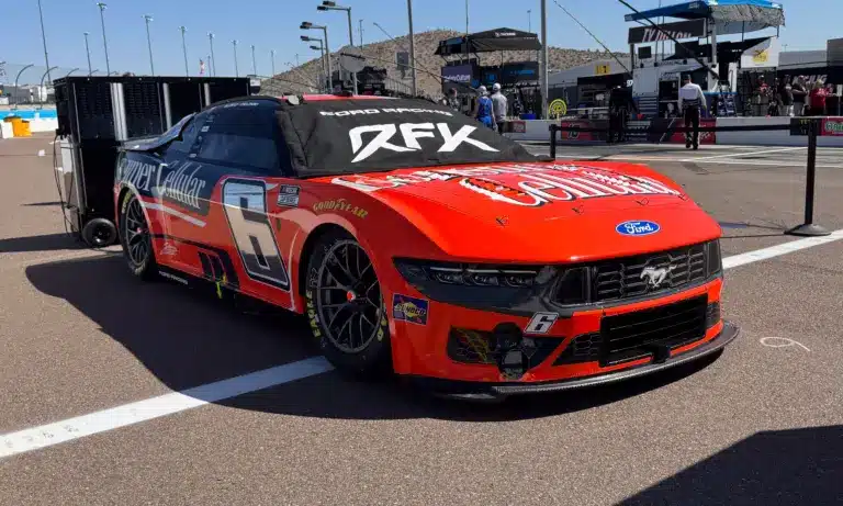 NASCAR, Phoenix