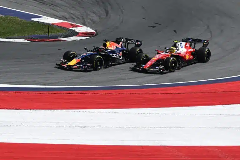 Forma-1, Max Verstappen, Red Bull, Lewis Hamilton, Ferrari, Osztrák Nagydíj 2026, futam