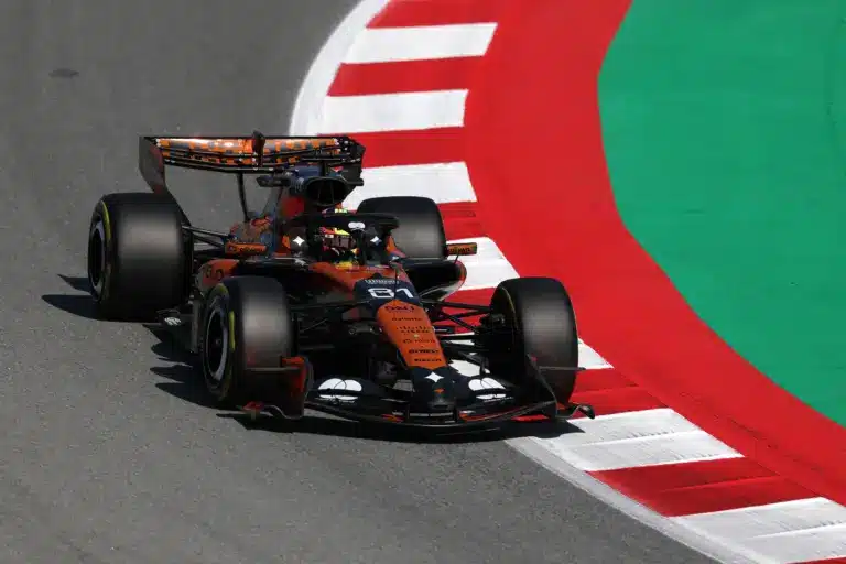 Forma-1, Oscar Piastri, McLaren, Barcelona-catalunyai Nagydíj 2026, péntek