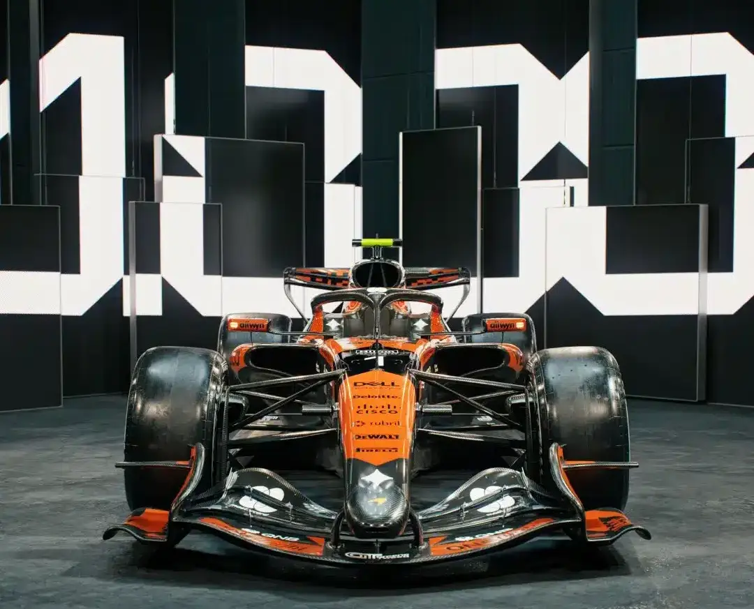 Valaki nem tud számolni? – hiába villant új festést, nem Monacóban lesz a McLaren 1000. futama