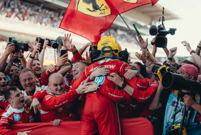 Véletlen, hogy Hamilton ugyanott robbant be, ahol Schumacher? A Ferrari alelnöke szerint aligha!
