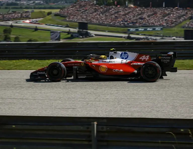 Hamilton, Ferrari