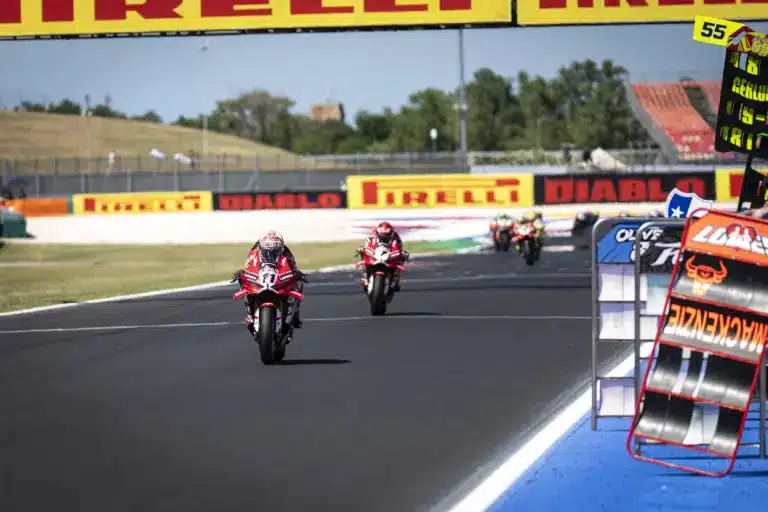 Superbike-vb, Nicolò Bulega, Iker Lecuona, Ducati, Misano 2026, szombat