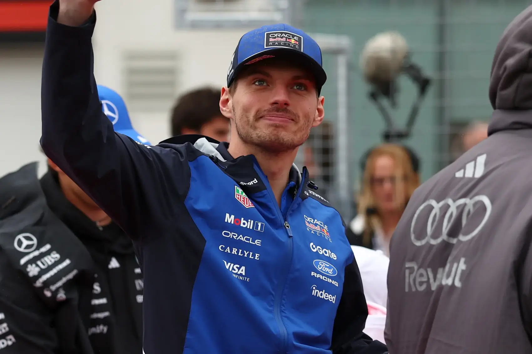 Sajtóhír: a Honda is segíthet az F1-ben tartani Verstappent