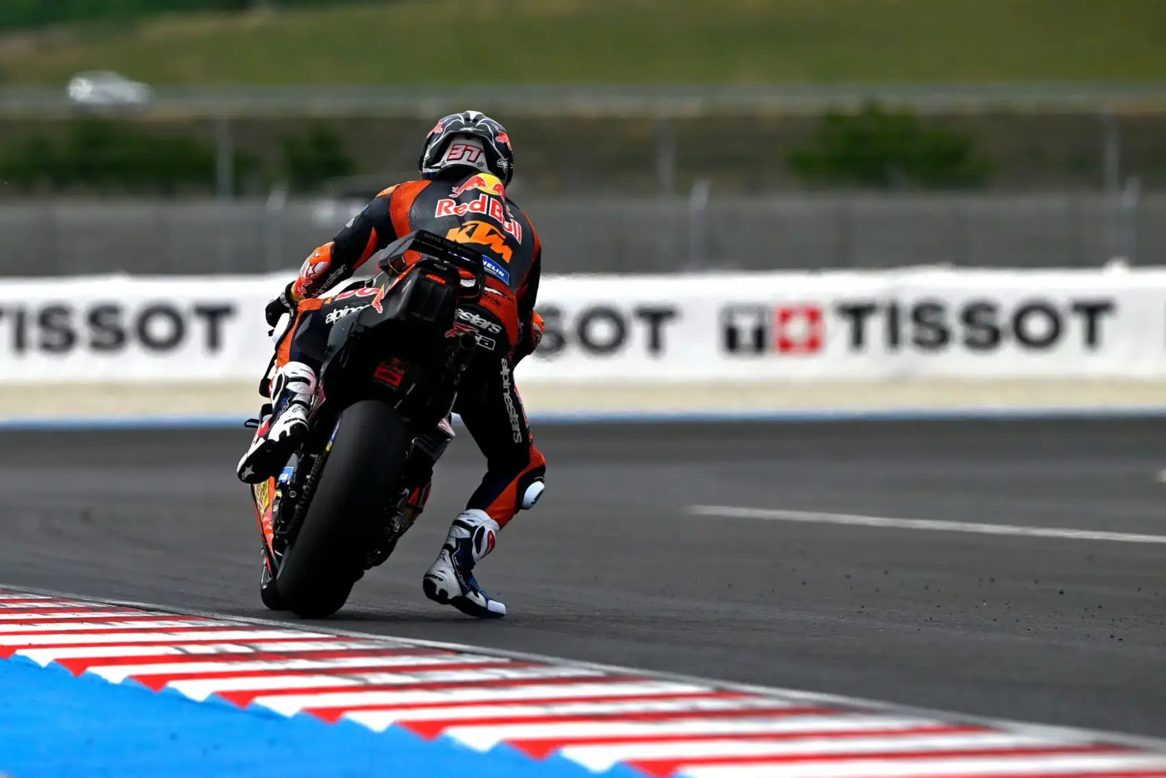 Acosta komoly előnnyel ugrott az élre a Balaton Parkon, Bagnaia nem jutott be a Q2-be