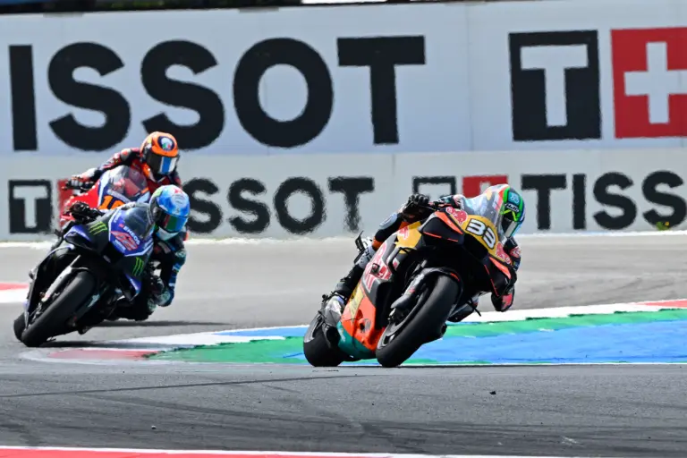 MotoGP, Brad Binder, KTM, Álex Rins, Yamaha, Luca Marini, Honda, Holland Nagydíj 2026, vasárnap