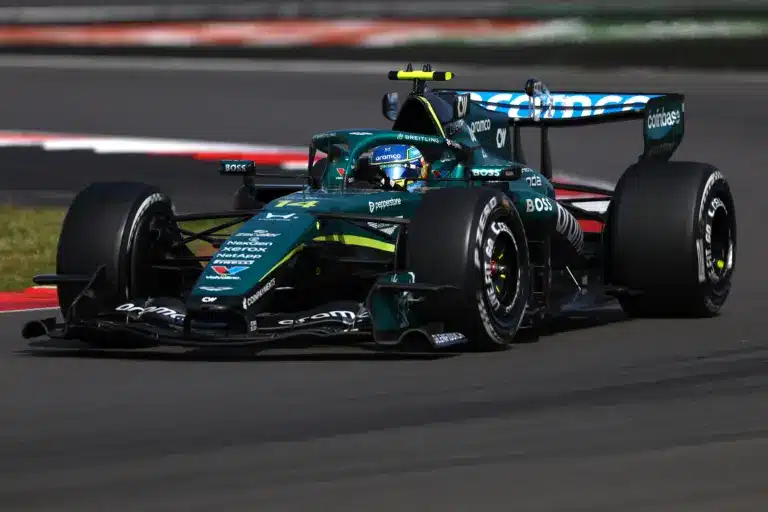 Alonso lesújtó véleménye szerint az F1 gombnyomogatós versennyé változott