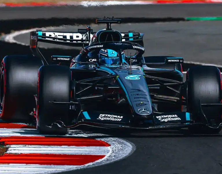 Russell, Mercedes